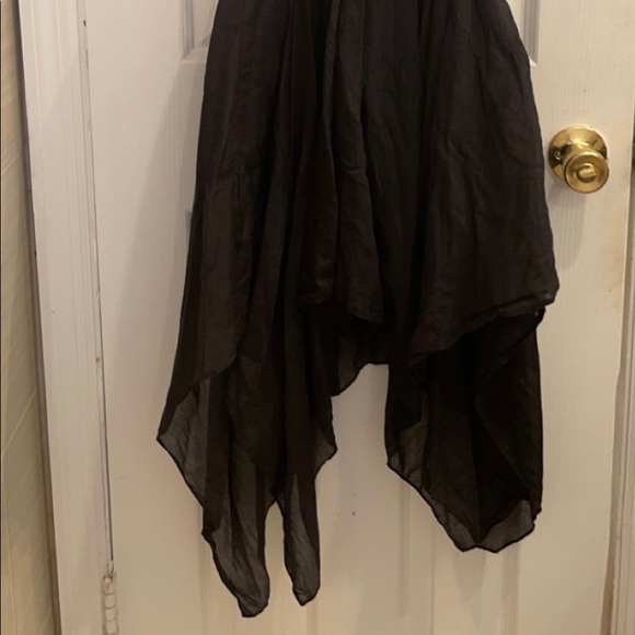 Great condition GUESS black halter pixie dress size 4 - Picture 2 of 6